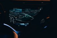 Waarom de voorruit van je volgende auto een scherm wordt