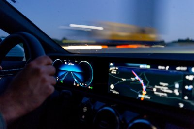 Waarom de pieptoon in je nieuwe auto niemand veiliger maakt